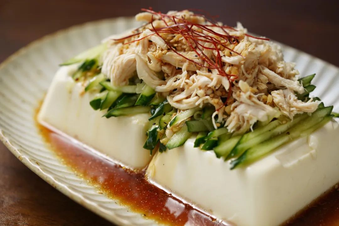 Cucumber matchsticks and tofu cubes
