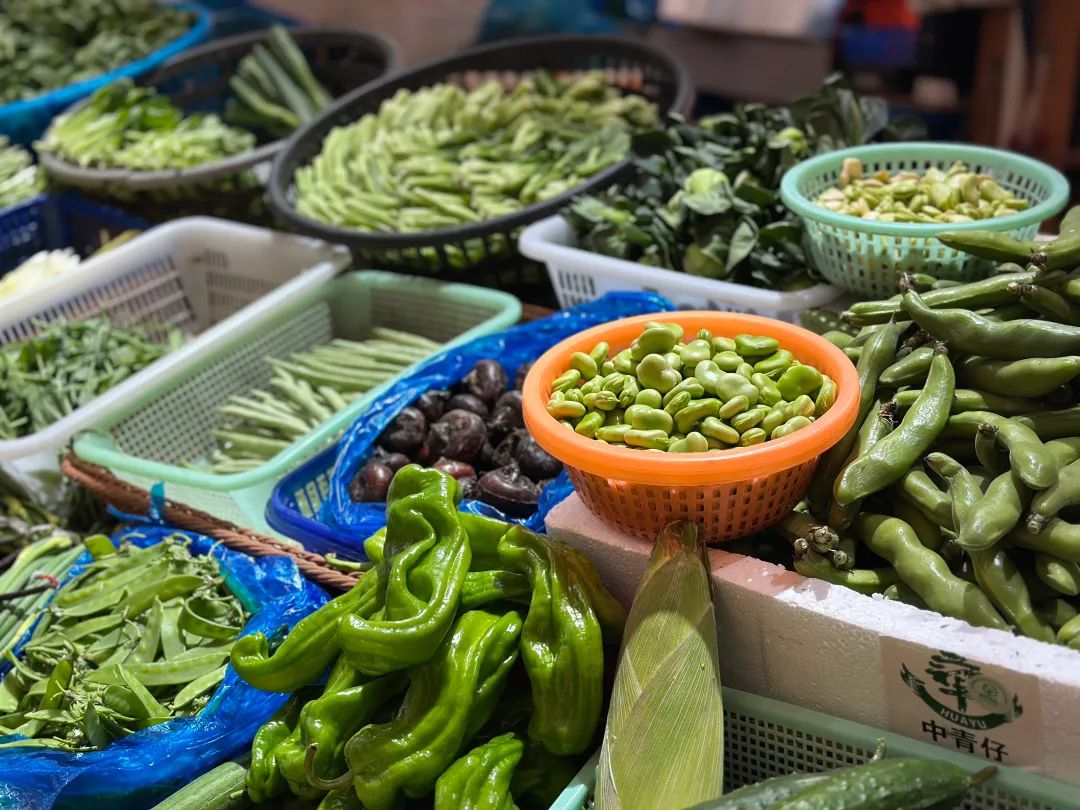 Family at market